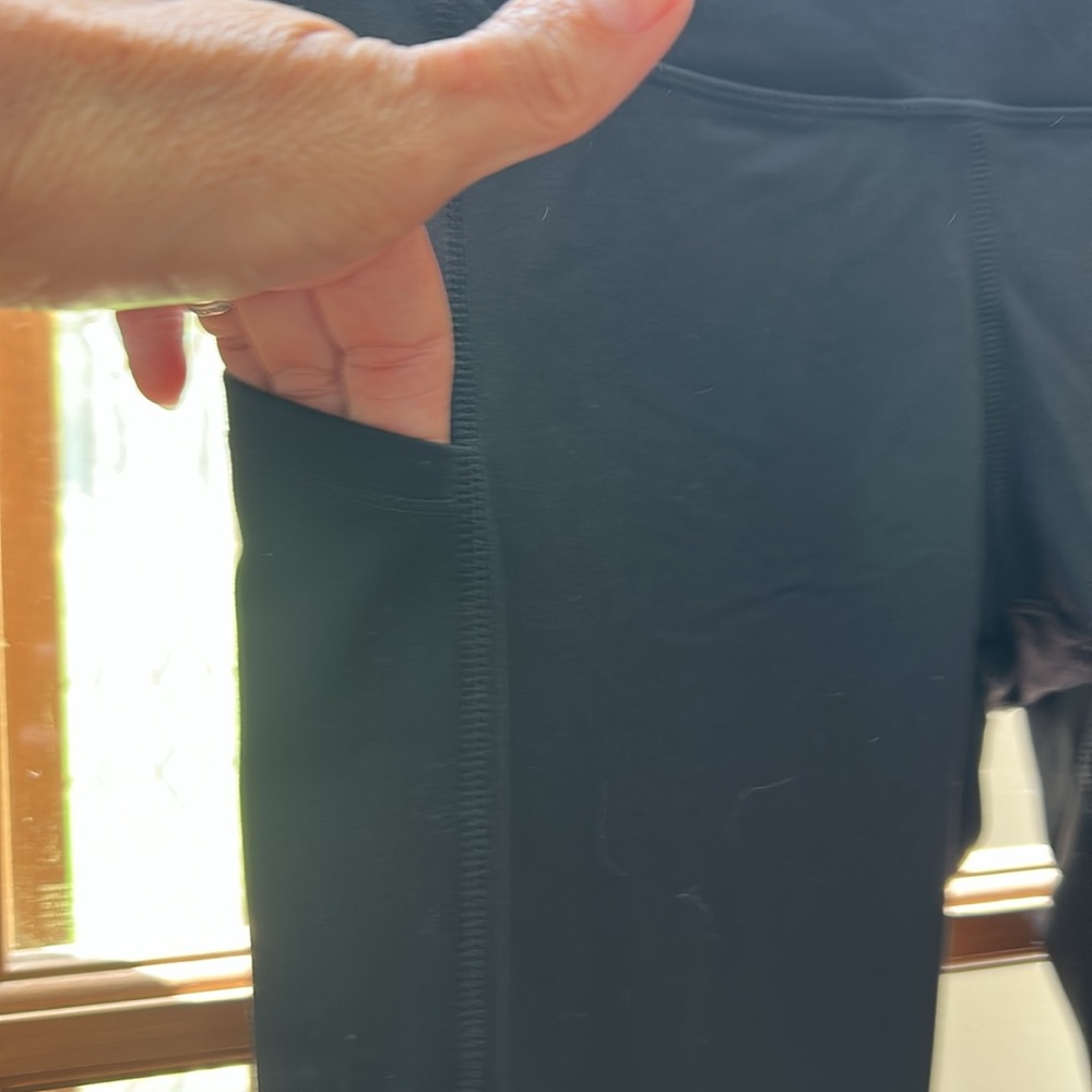The Gym People, Black and Navy High-Waisted Leggings Bundle, Size Medium - Picture 3 of 7